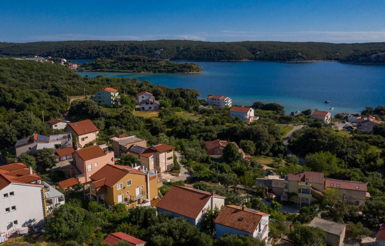 Apartments Makaus Супетарська Драґа Номер фото