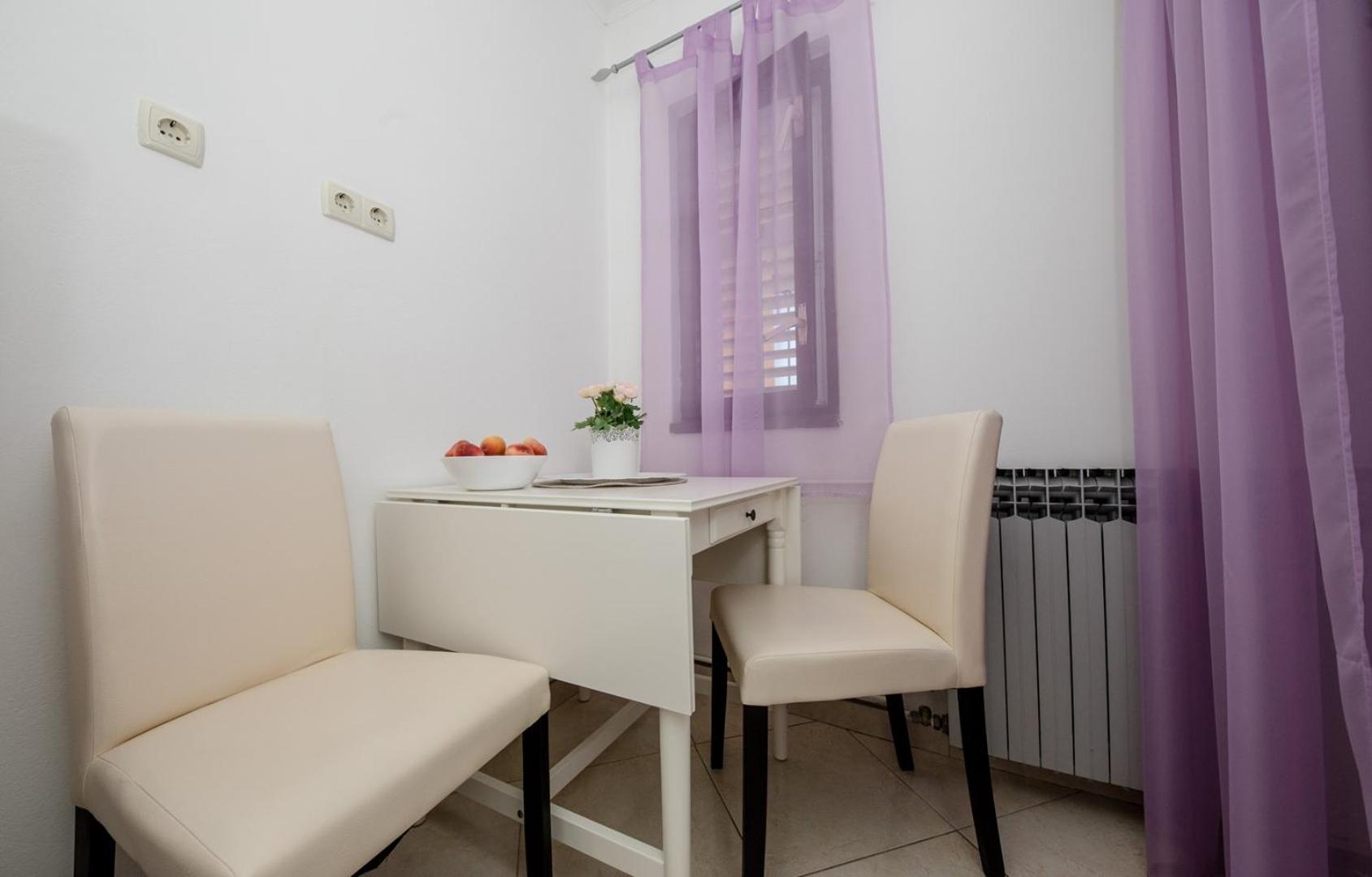 Apartments Makaus Супетарська Драґа Номер фото